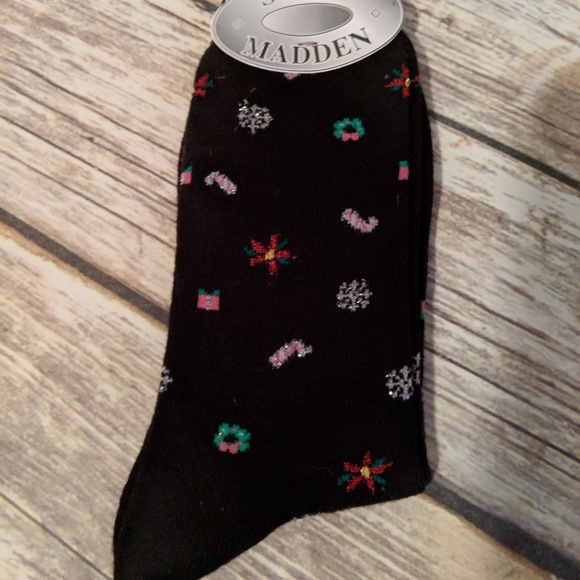 3 for $15 Steve Madden blaxk Christmas socks - Picture 2 of 3